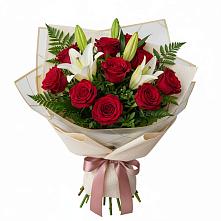 Букет цветов из:  Лилии и Розы в Семеновское