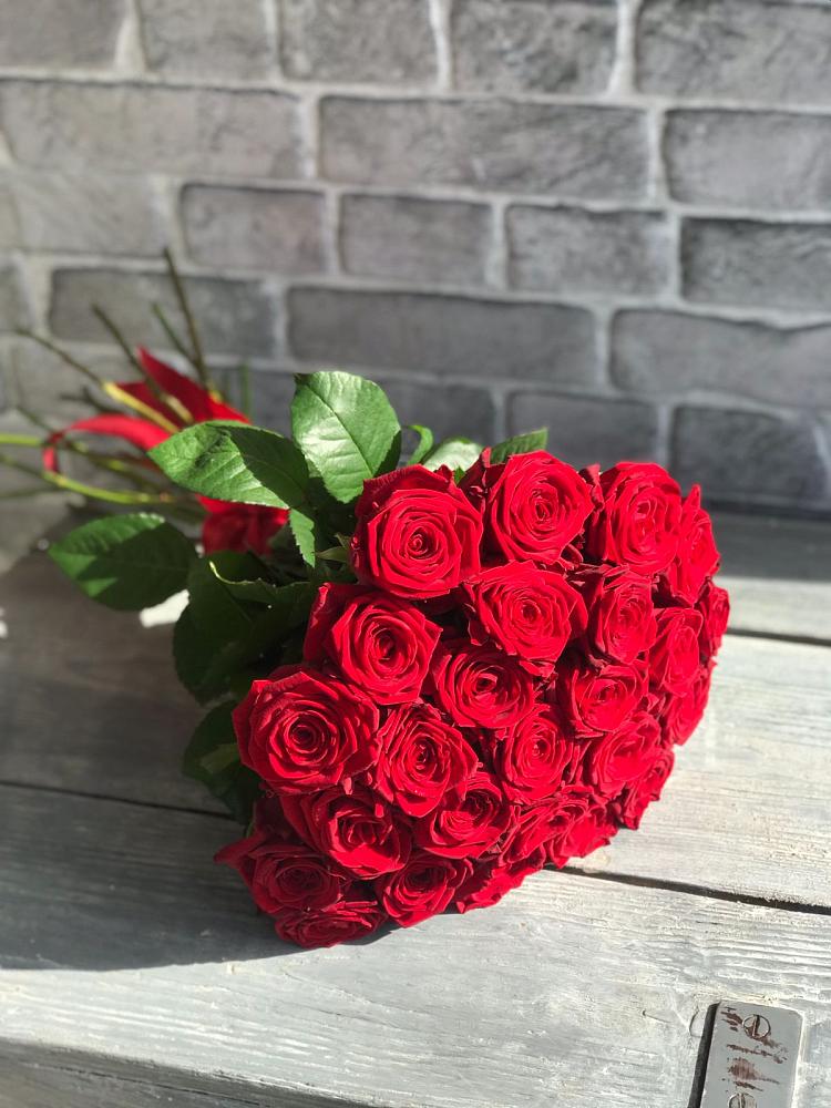 Букет Красные розы Фридом в Семеновское