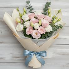 Букет цветов из:  Лизиантусы в Семеновское