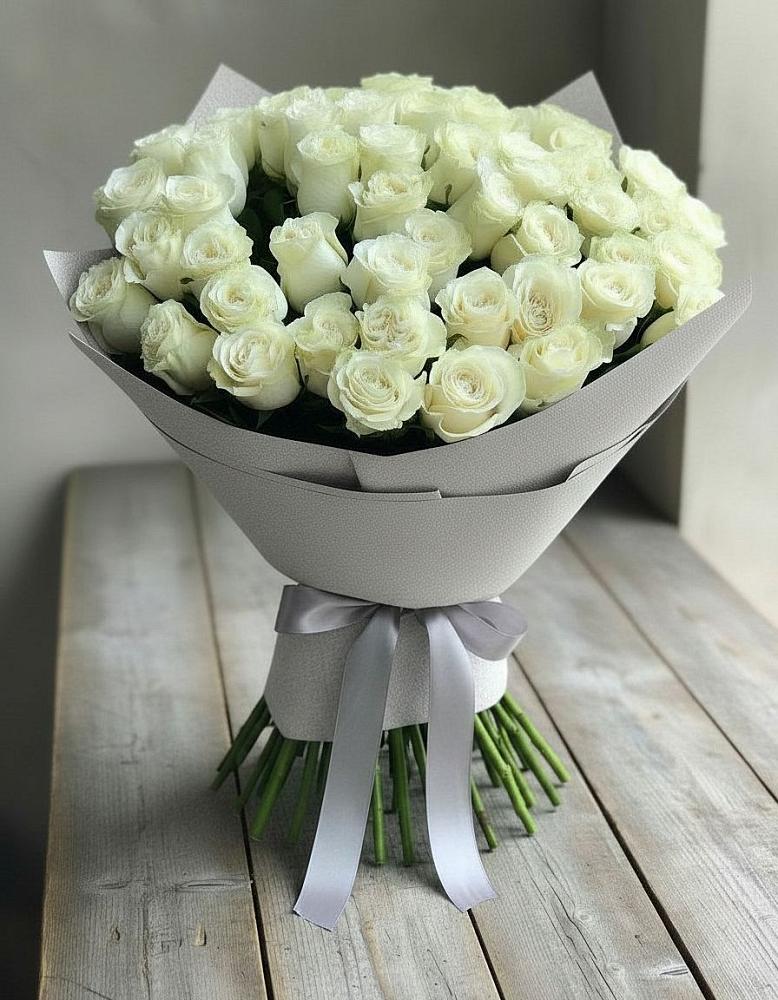 Букет 35 Белых роз в Семеновское