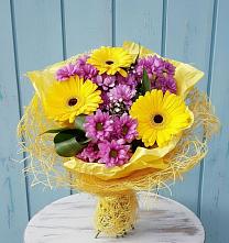 Букет цветов из:  Хризантемы и Герберы в Семеновское
