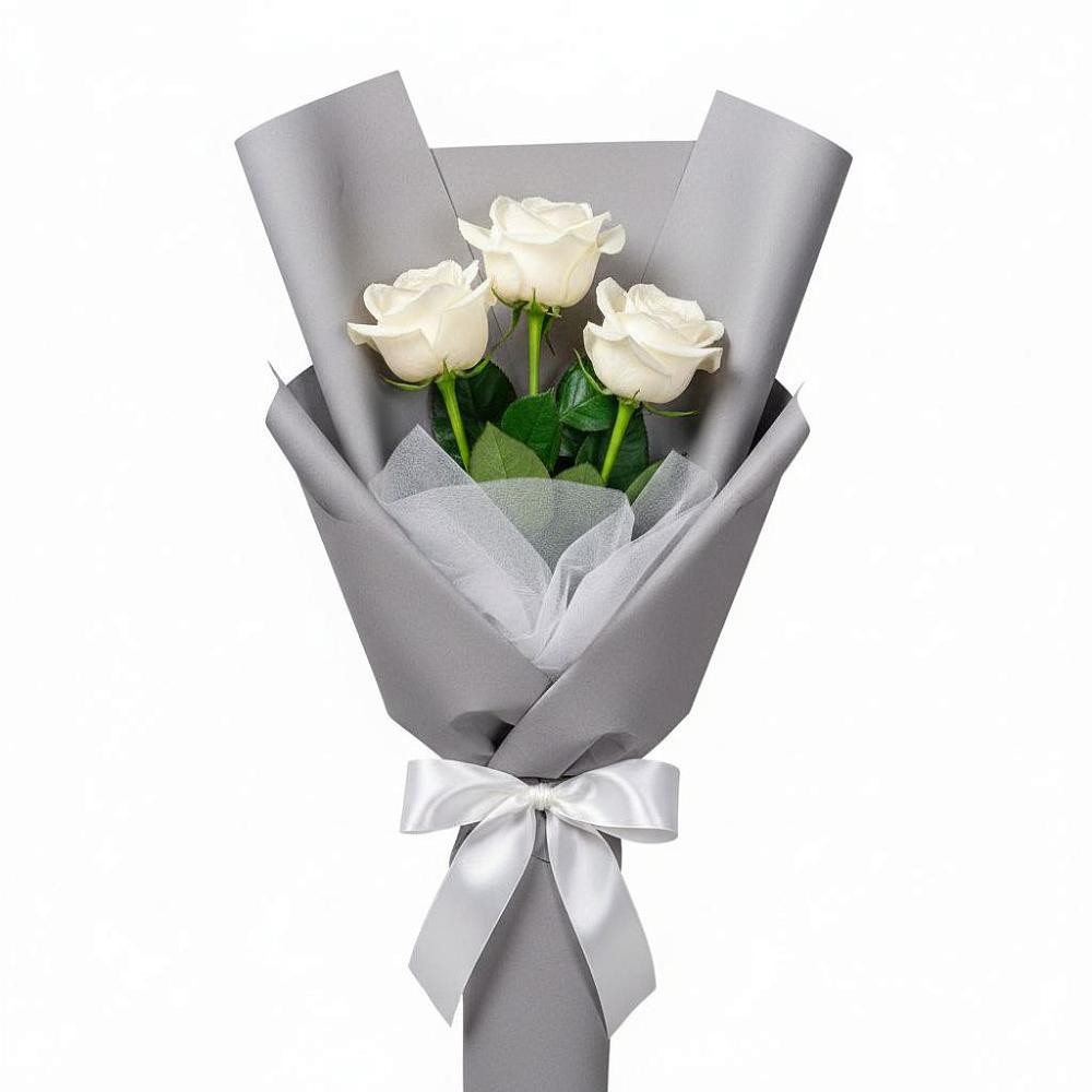 Букет 3 белые розы в Семеновское
