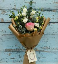 Букет цветов из:  Розы и Лизиантусы #REPLACE_PRED# Семеновское